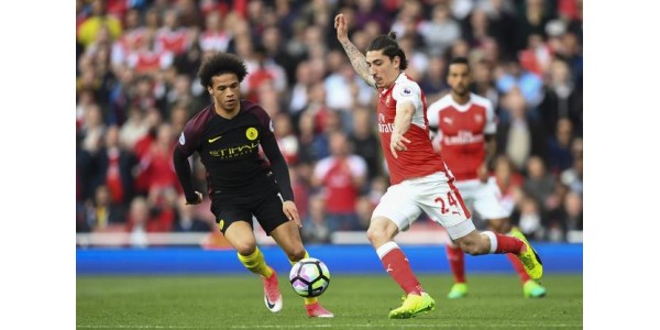 Bellerín expressou lealdade ao Arsenal